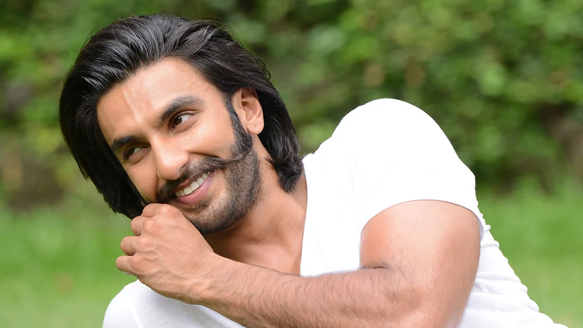 Ranveer Vs Wild with Bear Grylls: खतरनाक जानवरों का सामना करेंगे रणवीर सिंह, Teaser में दिखा अभिनेता का अलग अंदाज
