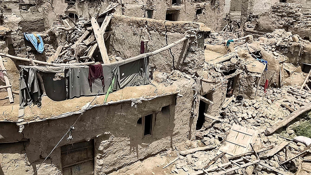 Afghanistan Earthquake Tragedy: 1000 हुई मरने वालों की संख्या, 600 गंभीर घायल, पाकिस्तान में भी तबाही
