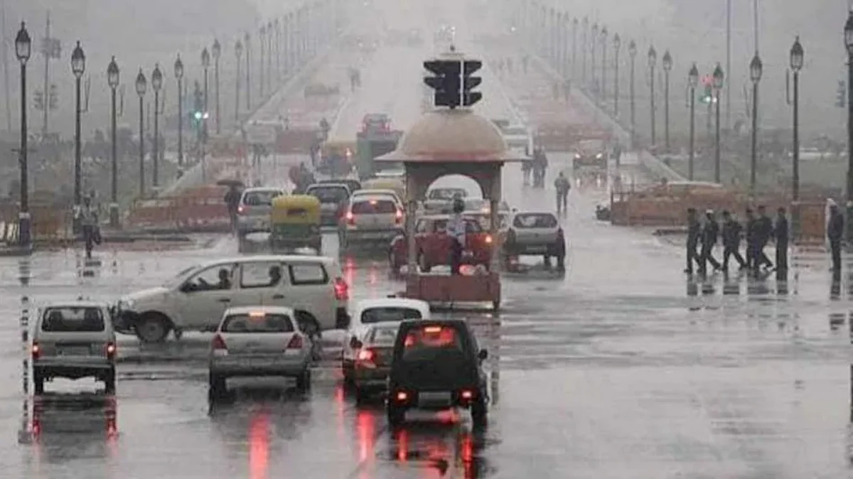 Delhi-NCR में हुई भारी बारिश, प्रचंड गर्मी से राहत के साथ वायु प्रदूषण का स्तर भी संतोषजनक