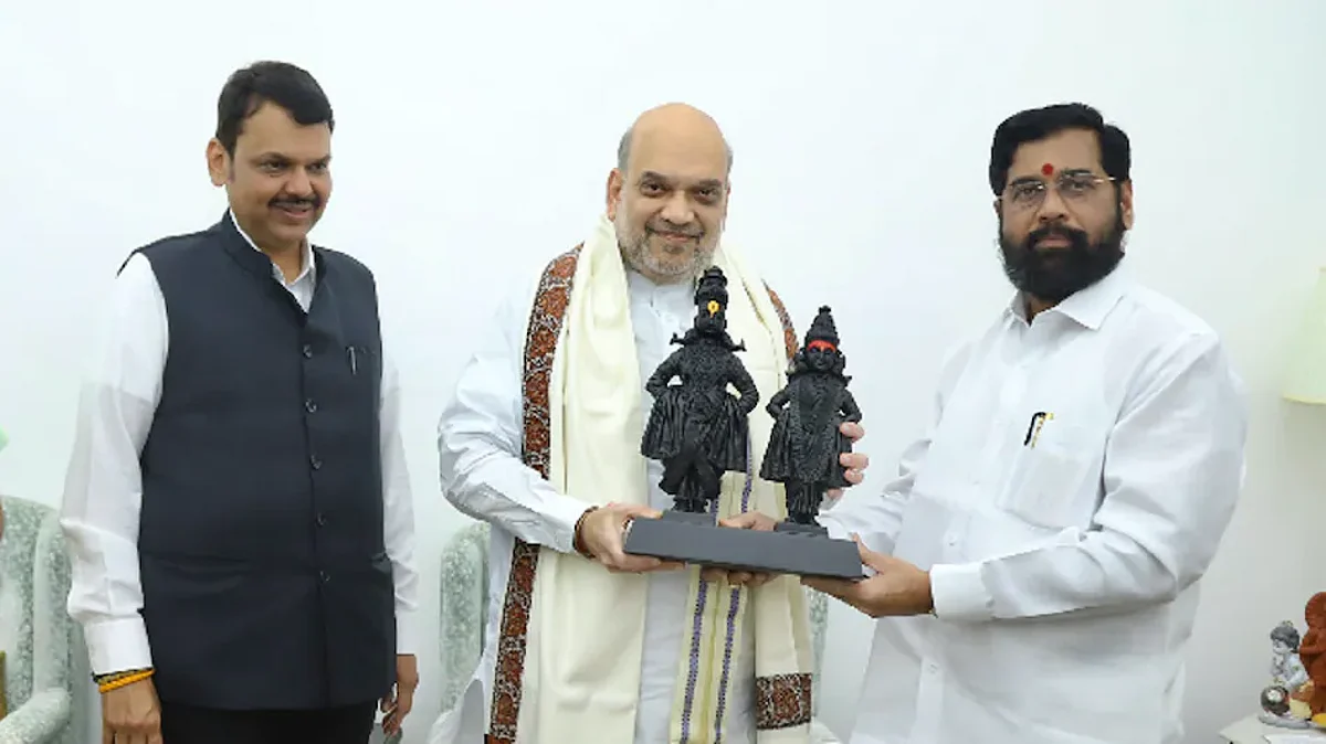 महाराष्ट्र के CM एकनाथ शिंदे और डिप्टी सीएम देवेंद्र फडणवीस ने गृहमंत्री अमित शाह से की मुलाकात