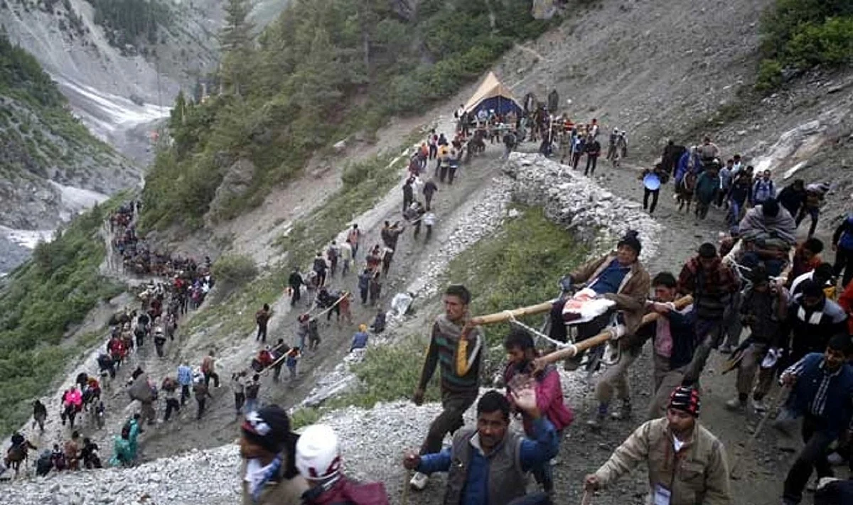 Amarnath Yatra 2022: 5,838 तीर्थयात्रियों का एक और जत्था रवाना