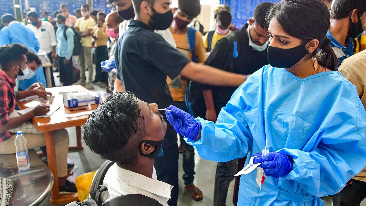Covid-19 Updates: थम नहीं रही कोरोना की रफ्तार, पिछले 24 घंटों में सामने आए 20,139 नए मामले, 38 की मौत