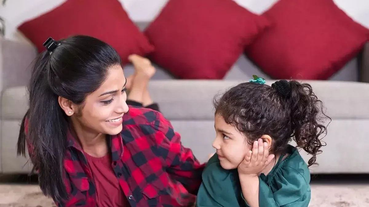 Parenting Tips: बच्चों का बेस्ट फ्रेंड बनना है तो याद रखें ये 5 बातें