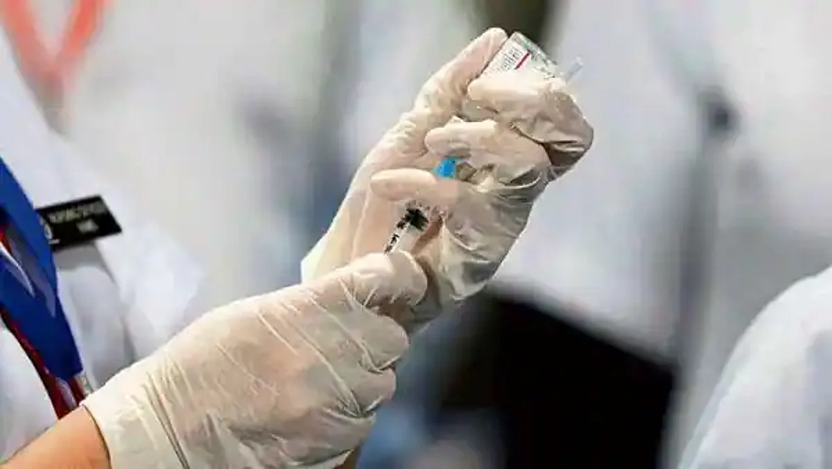 Corona Vaccination: भारत ने फिर रचा इतिहास, 18 महीने में 200 करोड़ वेक्सीनेशन का आंकड़ा किया पार