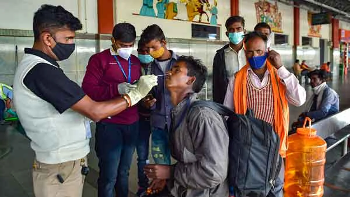 Covid-19 Updates: देश में बीते 24 घंटें में कोरोना के 20,528 नए मामले आए सामने, 49 लोगों की मौत