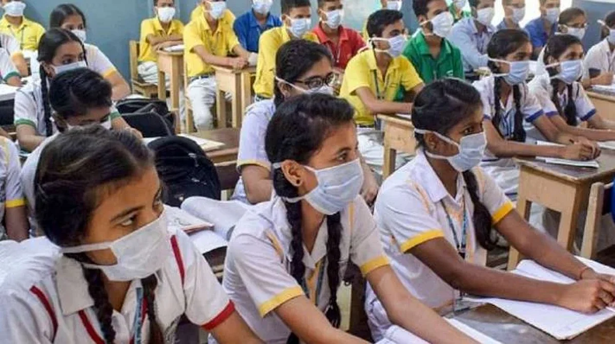 मणिपुर: बढ़ते कोविड मामलों के बीच 24 जुलाई तक बढ़ायी गई स्कूलों की छुट्टी