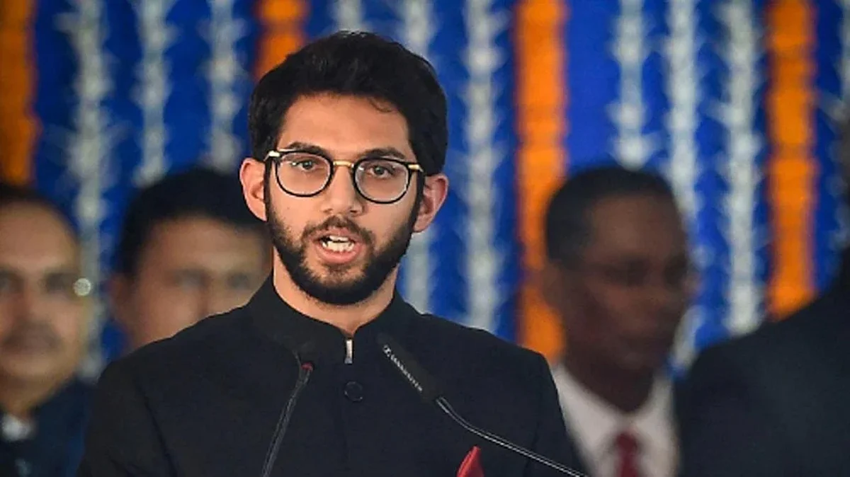 Maharashtra Politics: आदित्य ठाकरे का दावा- जल्द गिर जाएगी एकनाथ शिंदे सरकार, महाराष्ट्र में होंगे मध्यावधि चुनाव