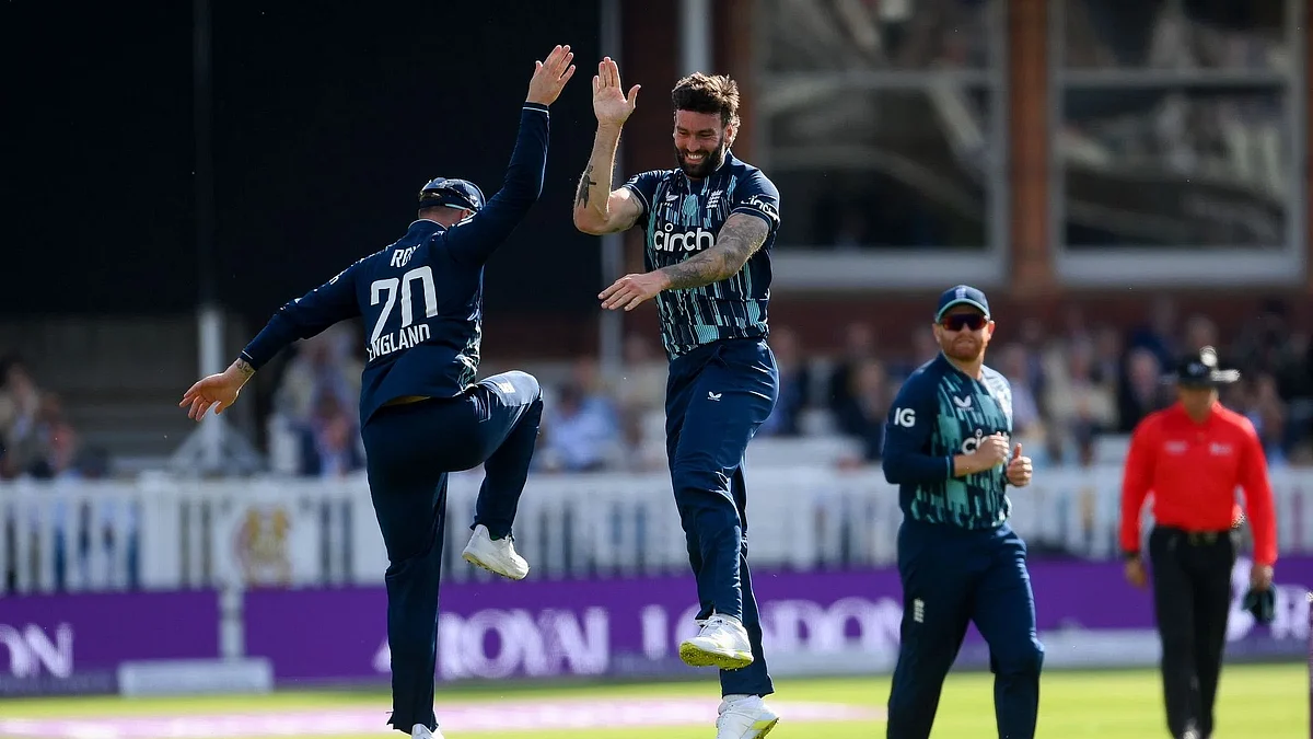 IND vs ENG: इंग्लैंड ने सीरीज में की वापसी, दूसरे वनडे में भारत को दी 100 रनों से करारी शिकस्त