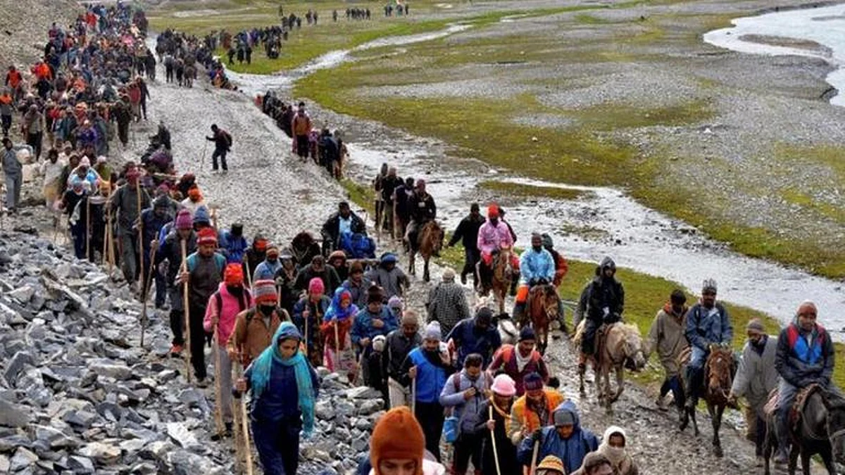 Amarnath Yatra में टेंट लगाने वाले ने बताया आँखों देखा हाल, बोला '30 मिनट में सब कुछ हो गया तबाह, छूकर निकली मौत'