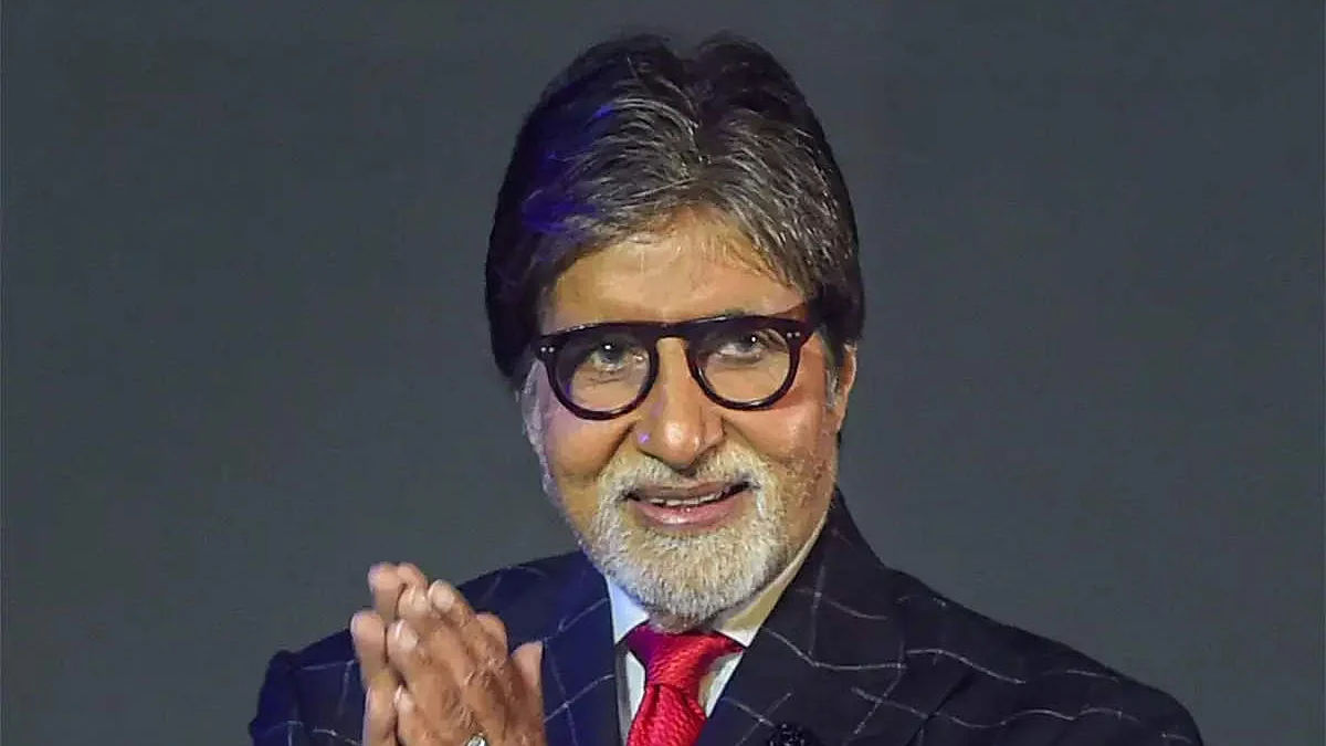 Amitabh Bachchan: सदी के महानायक करने जा रहे हैं गुजराती फिल्म 'फक्त महिलाओ माते' में डेब्यू