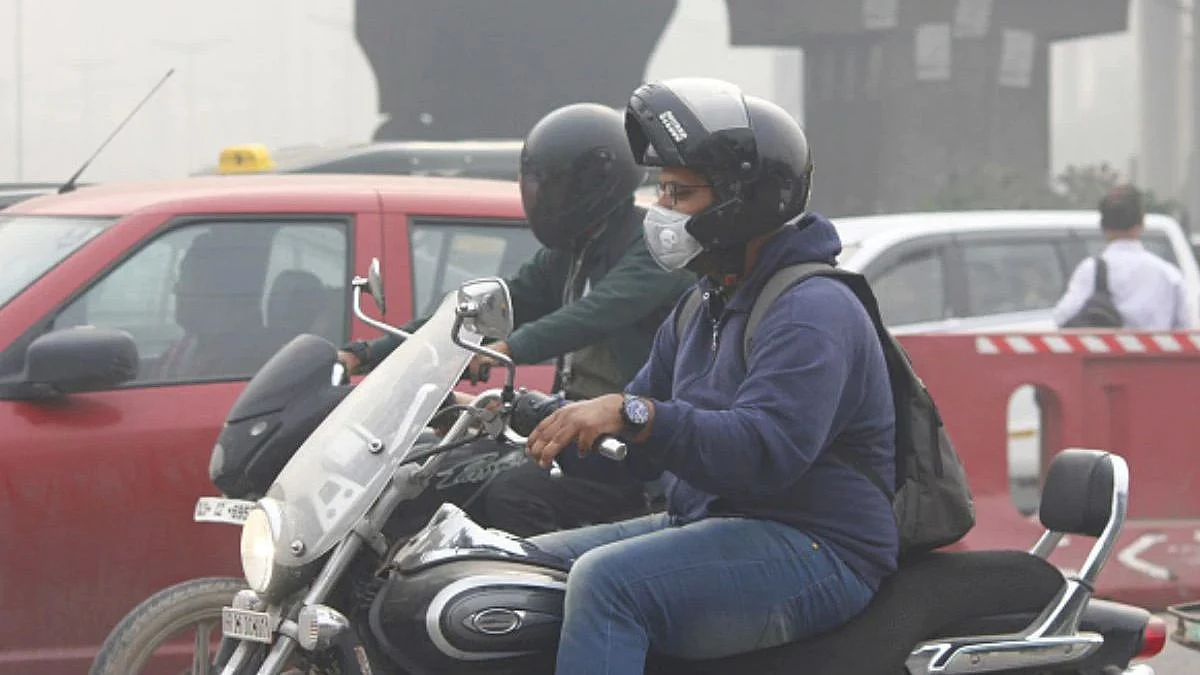 बाइकर्स भी ले सकेंगे ताजी हवा की सांस, भारतीय स्टार्टअप ने सरकारी फंडिंग से बनाया Smog Proof Helmet