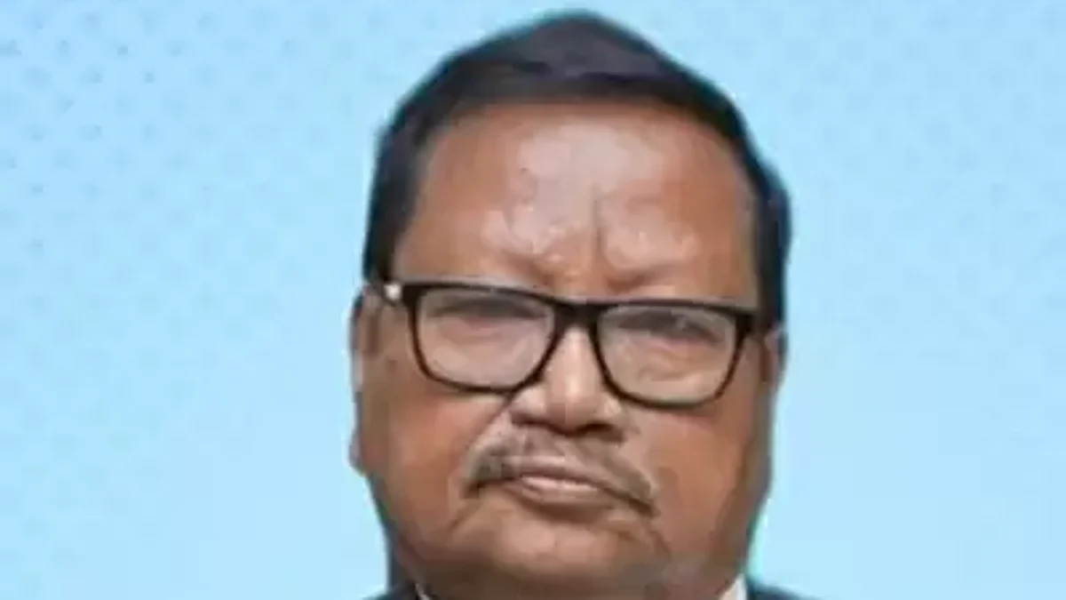 कलकत्ता हाईकोर्ट में दायर की गयी याचिका, परेश अधिकारी को बंगाल मंत्री पद से हटाने की मांग