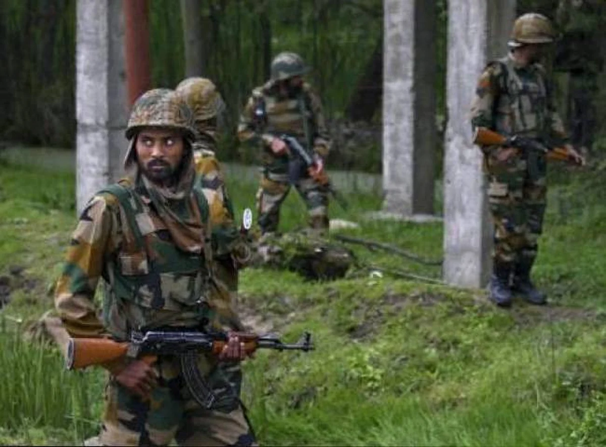 LoC infiltration: बारामुला के उड़ी में घुसपैठ की कोशिश नाकाम, सुरक्षाबलों ने तीन पाकिस्तानी आतंकी मार गिराए