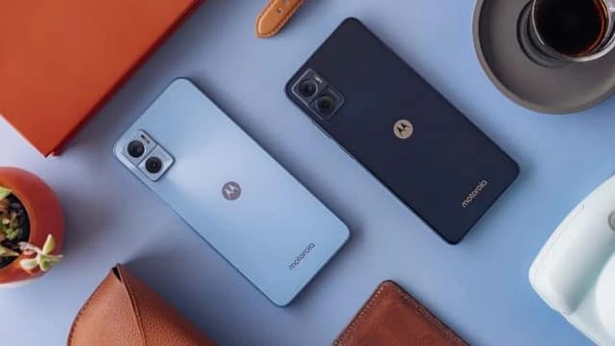 90Hz रिफ्रेश रेट, 4020mAh बैटरी के साथ Moto E22, Moto E22i लॉन्च, जानें कीमत और स्पेसिफिकेशन