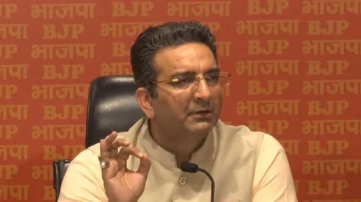 डीटीसी बस खरीद मामले को लेकर बीजेपी ने AAP पर बोला हमला, कहा- 'भ्रष्टाचार के लिए कंपनी से सांठगांठ की'