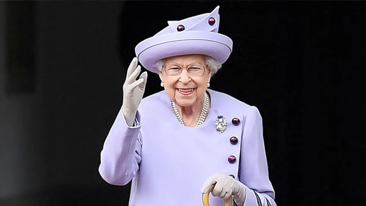 कितनी संपत्ति छोड़ के गईं हैं ब्रिटेन की Queen Elizabeth II, कितनी थी महारानी की सैलरी