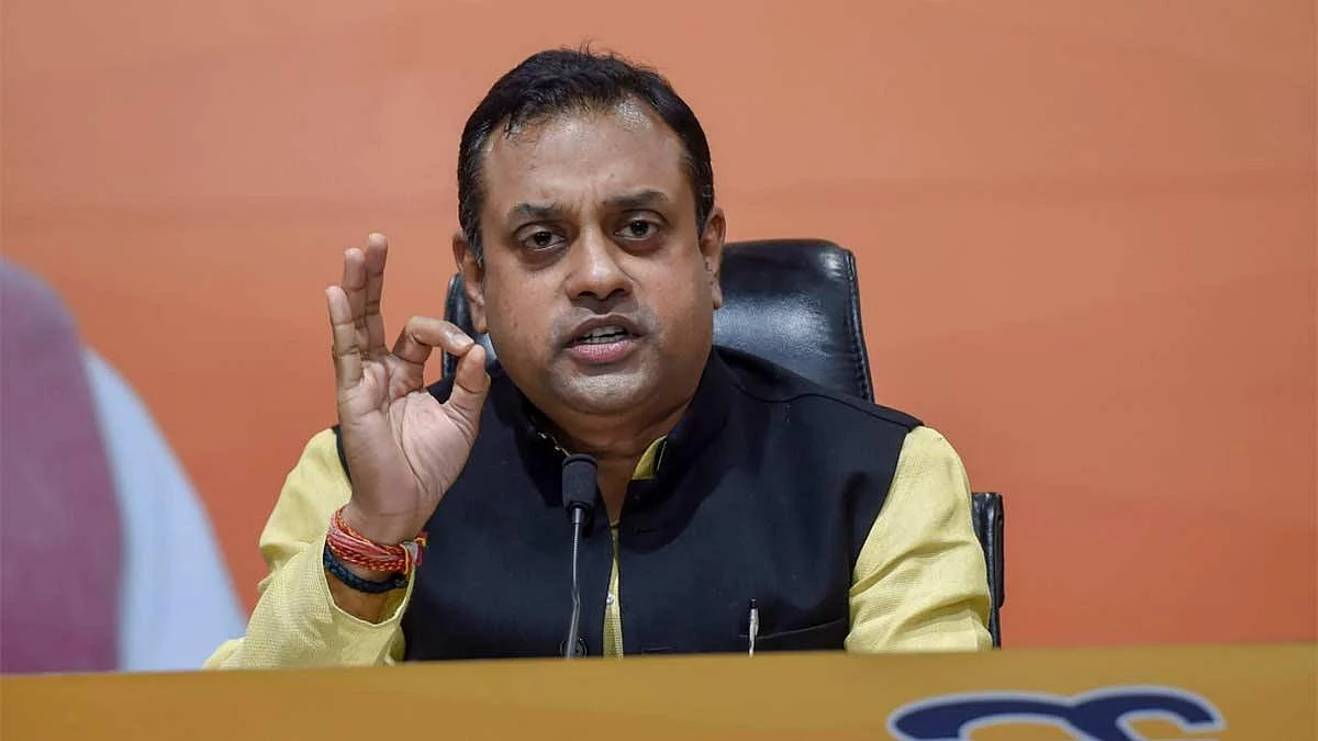 संबित पात्रा का केजरीवाल पर तंज़, बोले 'गनीमत है अब तक यह नहीं कहा कि अमेरिकी राष्ट्रपति जो बाइडेन भी उनसे डरते हैं'