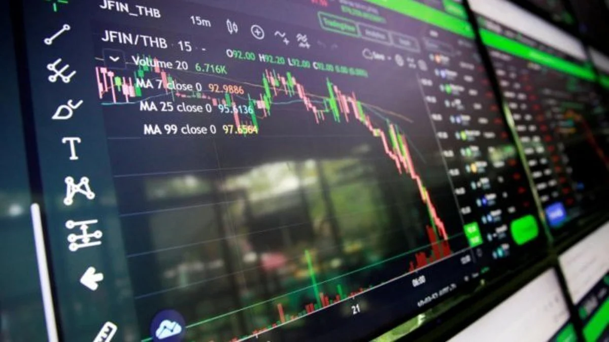 शेयर मार्केट हुआ धड़ाम: 1000 पॉइंट्स गिरा Sensex, निवेशकों को हुआ एक झटके में ₹4 लाख करोड़ का नुकसान