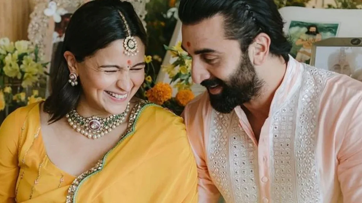 Alia-Ranbir Baby Girl: कपूर खानदान में गूंजी किलकारी, आलिया भट्ट ने बेबी गर्ल को दिया जन्म
