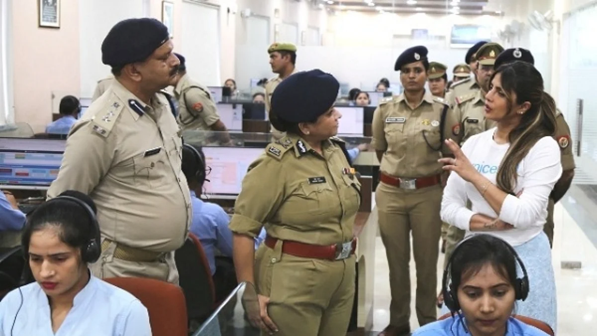 यूनिसेफ फील्ड यात्रा के दौरान प्रियंका चोपड़ा ने उत्तर प्रदेश में 1090 महिला पावर लाइन की सराहना की