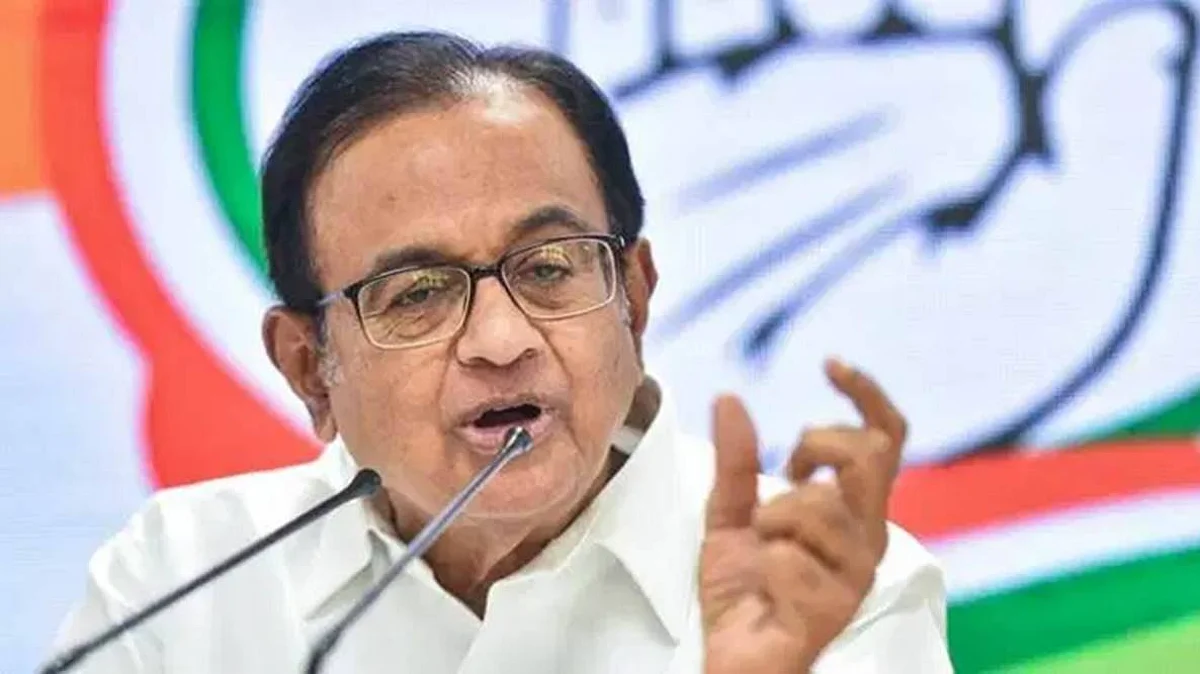 पीएम मोदी निर्वाचन क्षेत्र आधारित संसदीय लोकतंत्र के आधार को कमजोर कर रहे: चिदंबरम