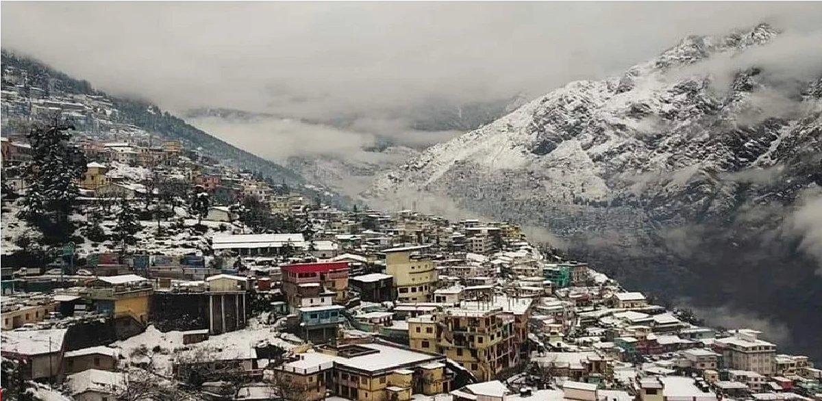उत्तराखंड में ठंड ने तोड़ा 30 साल का रिकॉर्ड, पहलगाम का तापमान -7.4 डिग्री दर्ज हुआ