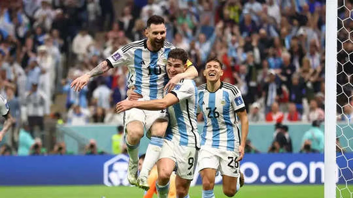 FIFA वर्ल्ड कप: फाइनल में पहुंचा अर्जेंटीना, सेमीफाइनल में क्रोएशिया को 3-0 से हराया
