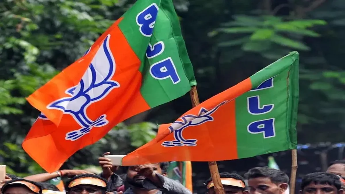 मेघालय में चुनाव से पहले ममता बनर्जी को झटका, TMC विधायक समेत 4 विधायक बीजेपी में हुए शामिल