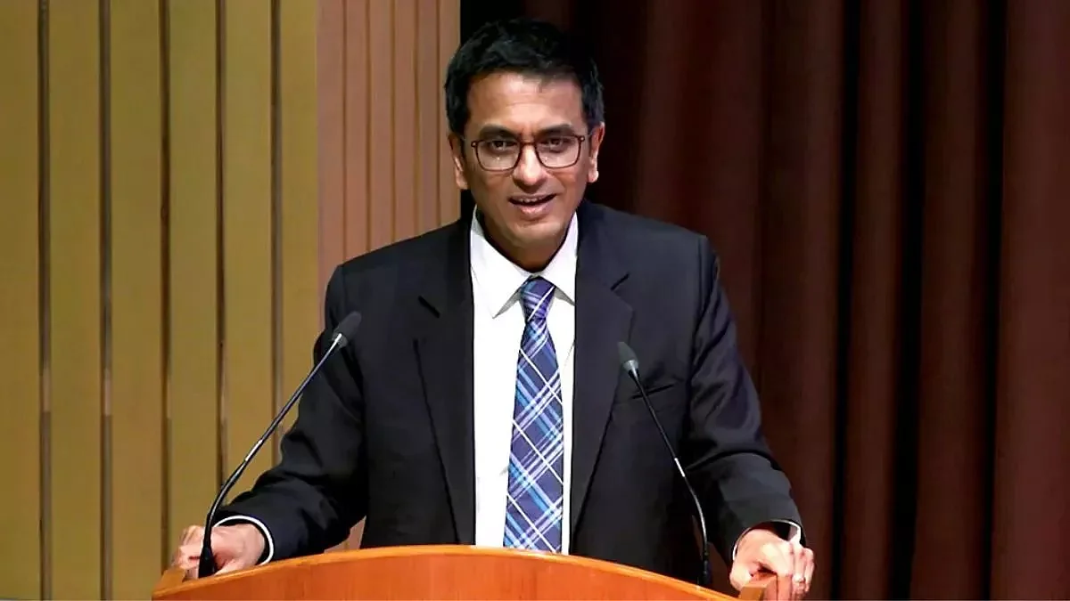 CJI चंद्रचूड का बड़ा ऐलान, हिंदी सहित भारतीय भाषाओं में उपलब्ध होंगे सुप्रीम कोर्ट के फैसले