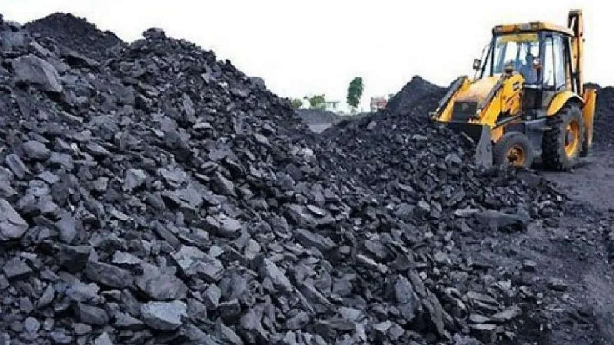 बढ़ते प्रदूषण के चलते केंद्र सरकार सख्त, Delhi-NCR में कोयले के इस्तेमाल पर लगाई गयी रोक